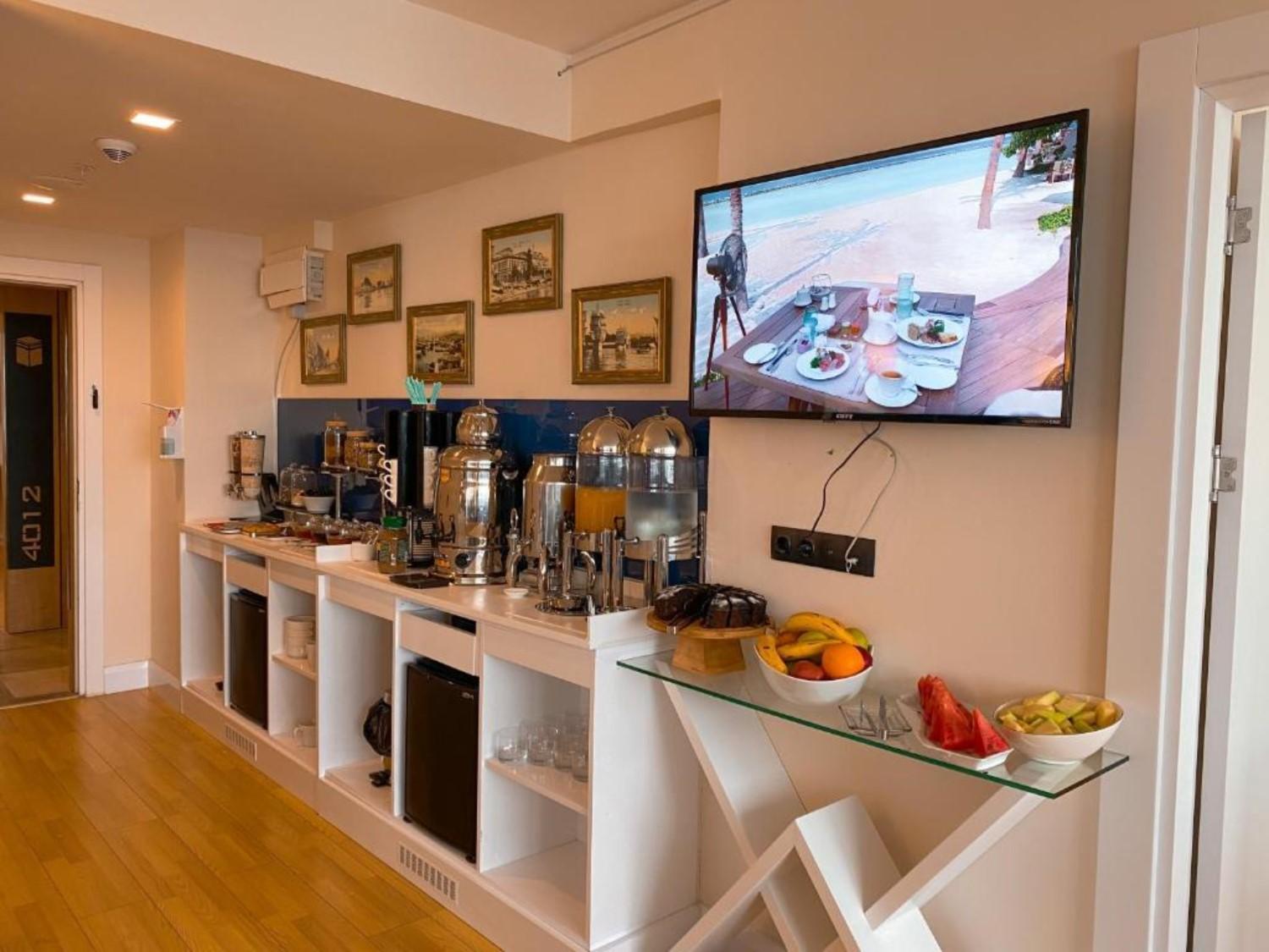Orbi Twin Towers Aparthotel With Sea View バトゥーミ エクステリア 写真